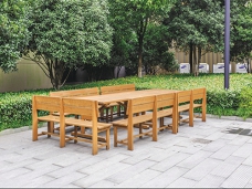 戶(hù)外木桌椅展示
